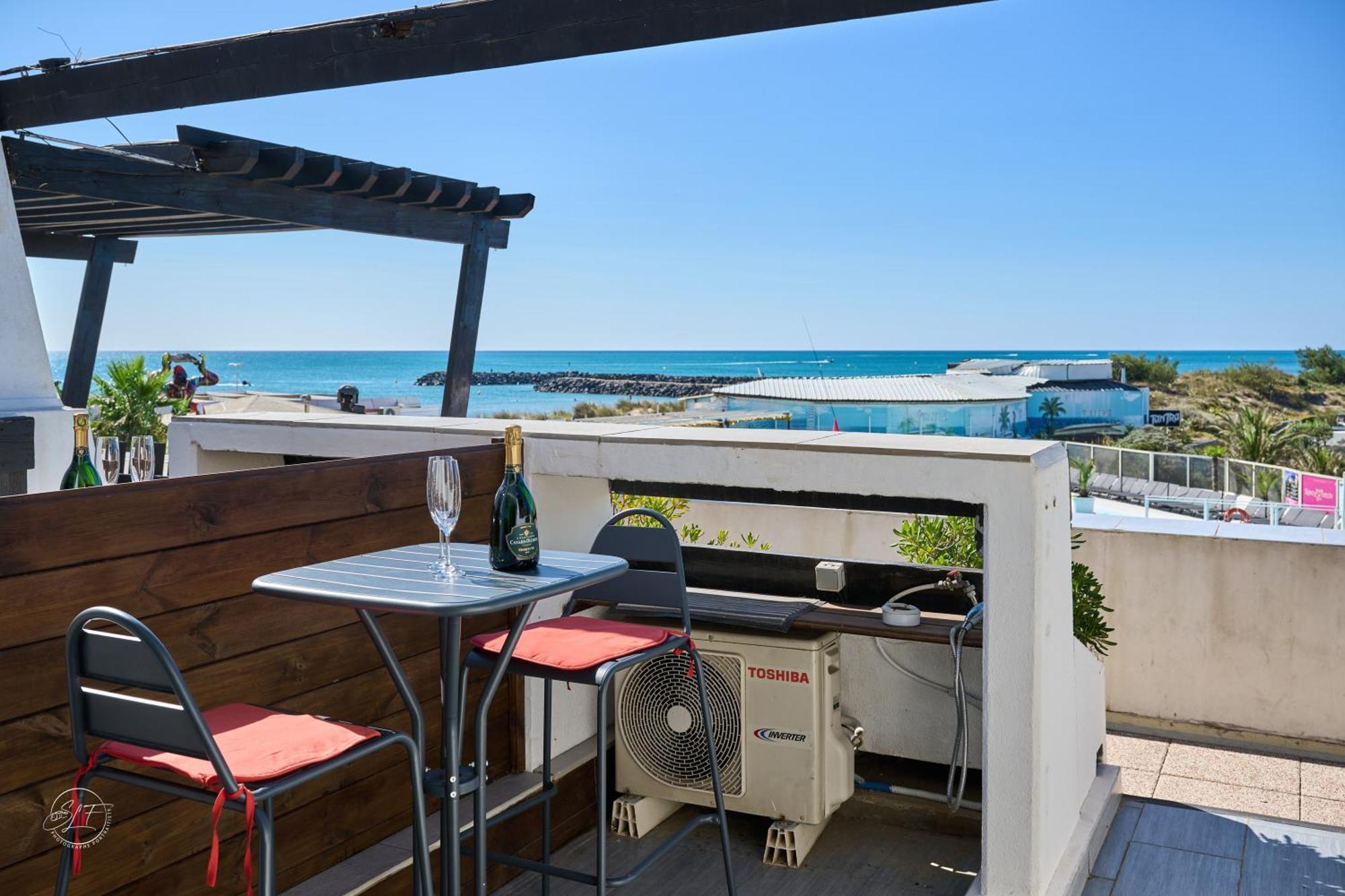 Coursives Red-light 108 Vue Apartment Agde
